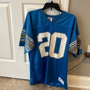 Barry Sanders Lions jersey. Size: M